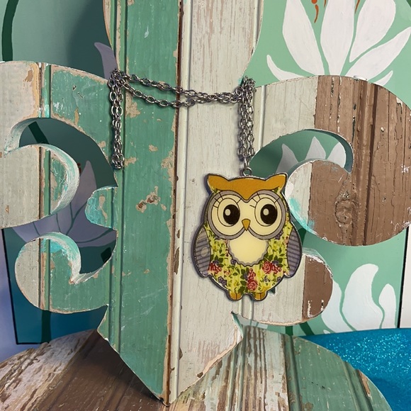 Owl Necklace & Earrings Set Owl Pendant Floral design - Picture 4 of 9